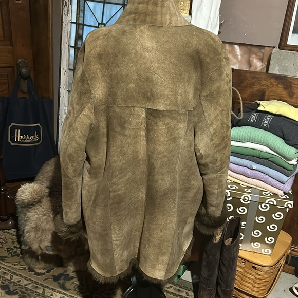Blue Duck Shearling/suede fur coat - Picture 9 of 13